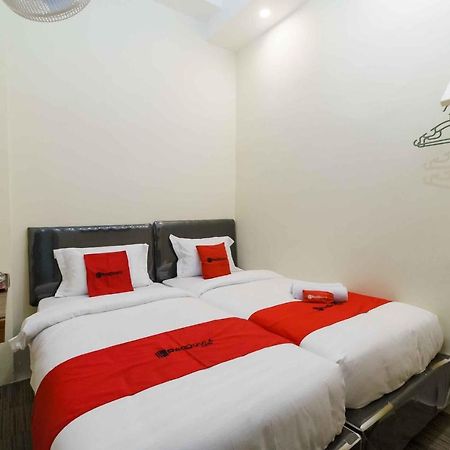 Reddoorz Syariah Near Lubang Jepang Bukittinggi Hotel Kültér fotó