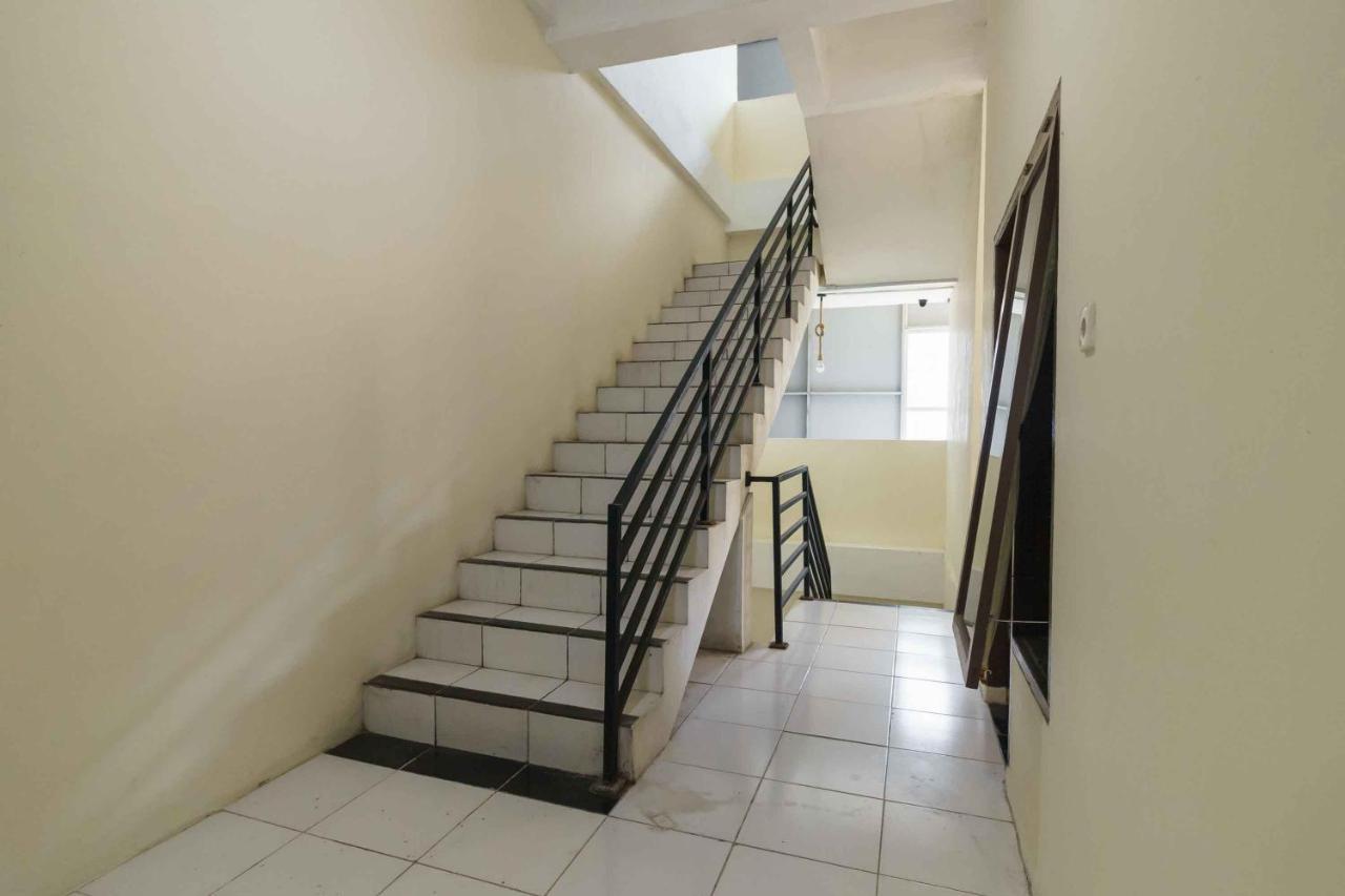 Reddoorz Syariah Near Lubang Jepang Bukittinggi Hotel Kültér fotó