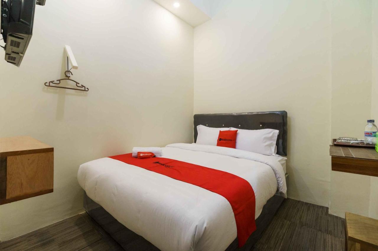 Reddoorz Syariah Near Lubang Jepang Bukittinggi Hotel Kültér fotó