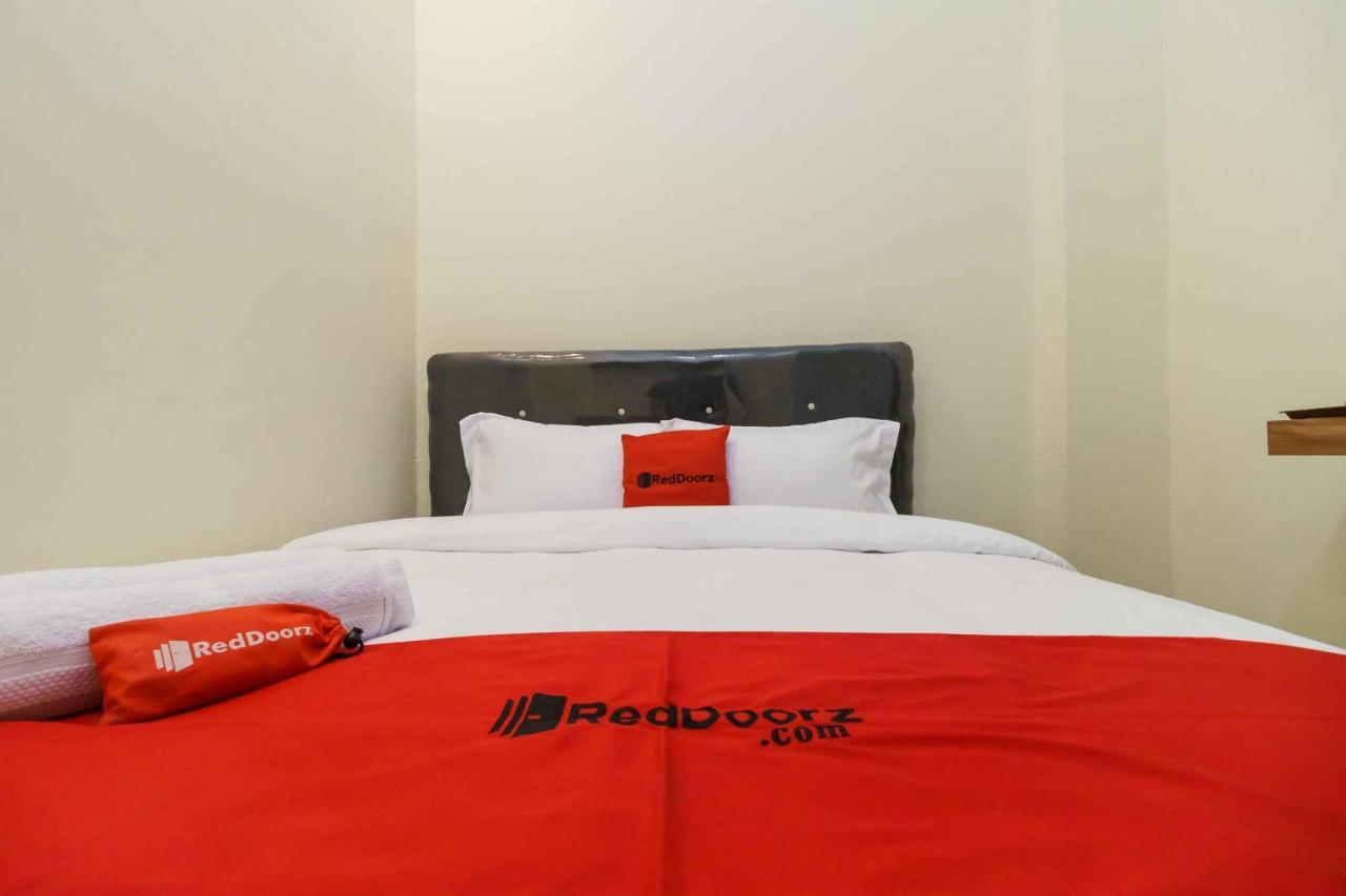 Reddoorz Syariah Near Lubang Jepang Bukittinggi Hotel Kültér fotó